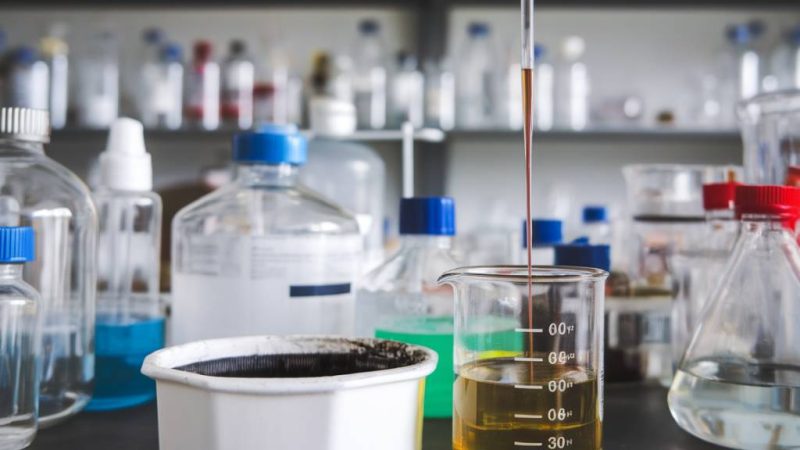 L’impact des biocides dans les systèmes de traitement d’air : enjeux sanitaires et alternatives durables