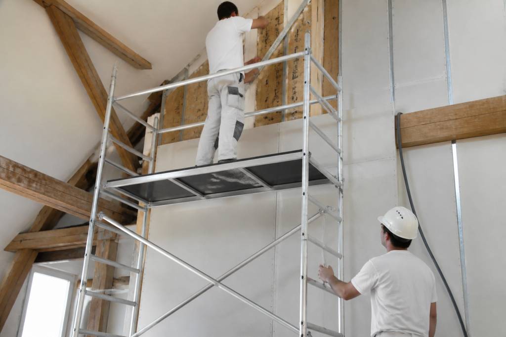 Échafaudage roulant formation : les règles de sécurité pour intervenir sur les équipements de la maison saine